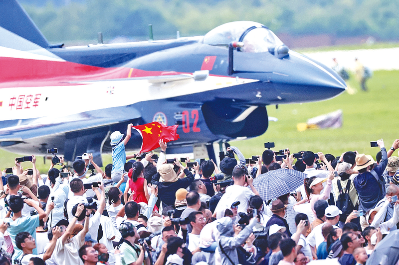 大鸡巴AV专区长春航空展迎来首个公众日